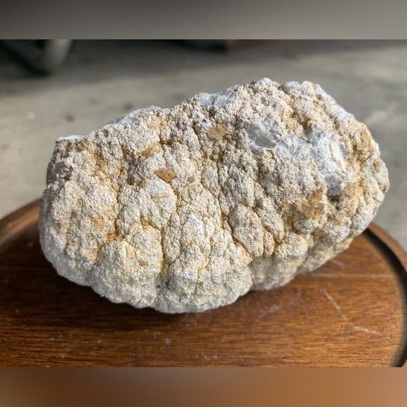 1 1/2 lb THUNDER EGG/GEODE Rock - Picture 2 of 8